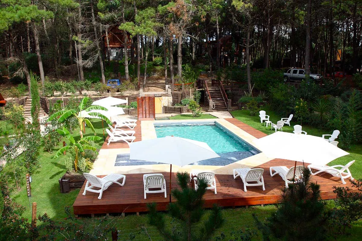 Piscina climatizada del complejo